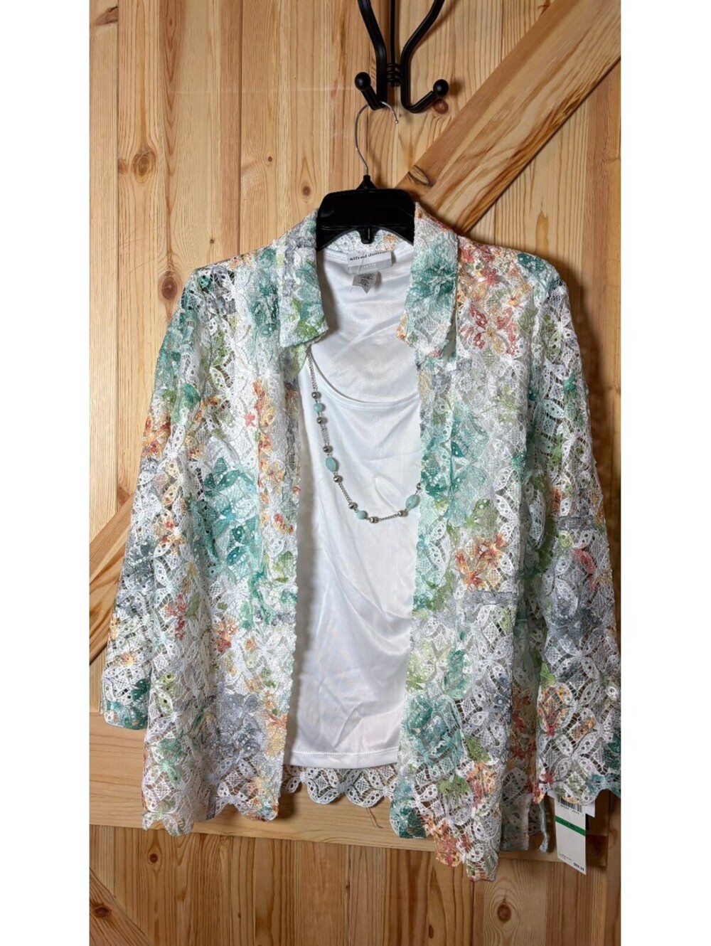 Alfred Dunner Petite Large Plus Lace Floral Button-Up Blouse with White Tank Top